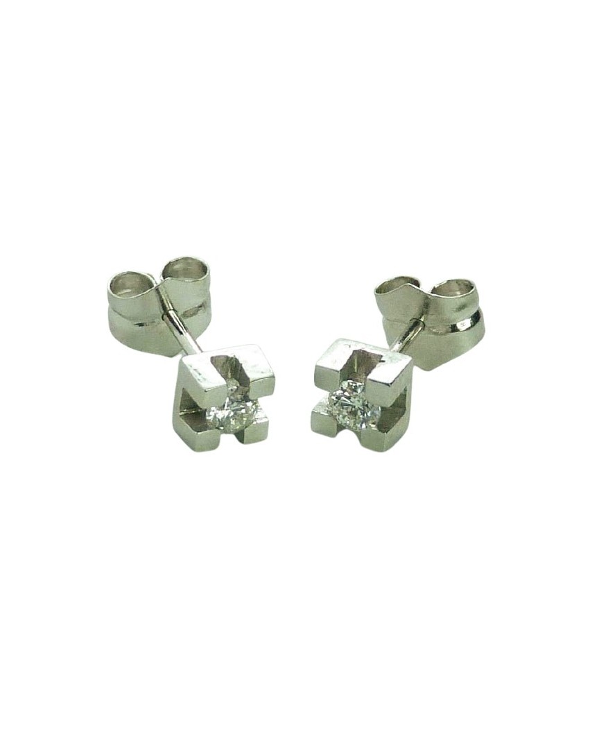 PENDIENTES CON BRILLANTES DE 3.00MM H-VS 0.22 CT TW.